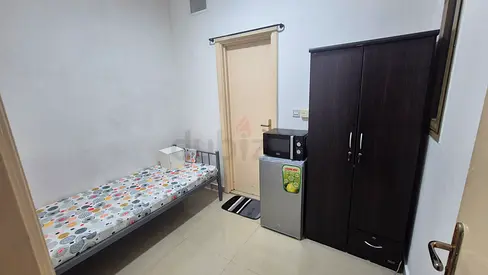 Private Room with Washroom for Rent – Ladies Only