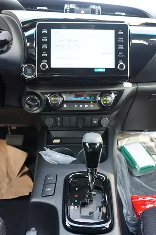2026 Toyota HILUX thumbnail 17