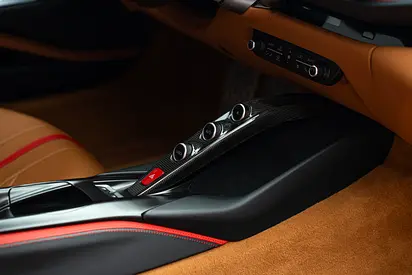 2020 Ferrari 812 SUPERFAST 缩略图 15