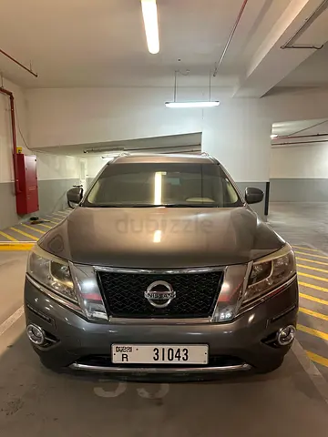 Nissan Pathfinder SL 2018 GCC Specs in Excellent Condition