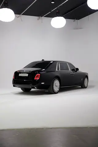 صورة 2 لـ 2026 ROLLS-ROYCE PHANTOM