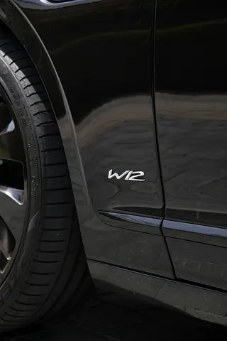 2022 Bentley FLYING SPUR thumbnail 13