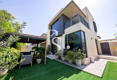 Corner Unit | Next to the Park | Prime Location