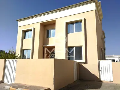 5 Bed Stand-Alone Villa | Front Yard