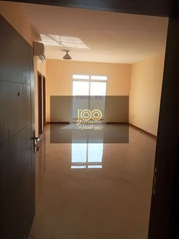 الاستوديو خيار مناسب للأفراد أو العائلات الصغيرة الباحثين عن سكن جديد ومرتب في منطقة هادئة ومناسبة للسكن