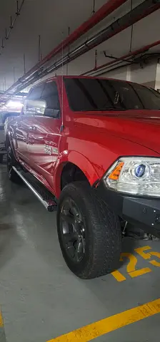 2017 RAM 1500 Laramie Double Cab GCC Specs