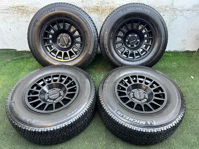 Method Race Wheels 17 inch w/ Michelin LTX AT2 6 bolts GMC sierra/Yukon Chevrolet, Cadillac