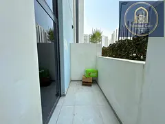 Gated community Studio with balcony 2 Cheques payment Rent 35k
