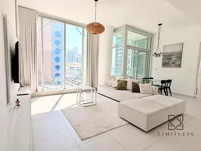 Modern Upgraded 1BR | Stunning Marina Views