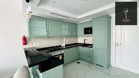 PRIME LOCATION | VACANT | SEMI FURNISHED
