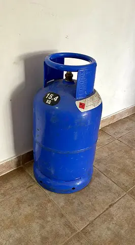 15.4kg Blue LPG Gas Cylinder - Good Condition
