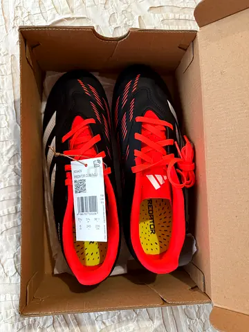 Adidas Predator Football Boots - Brand New in Box, Size EUR 38 and 2/3