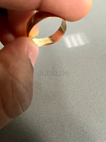 Original USA Keepsake 10K Gold Wedding Band 7mm Thick - 1200 AED FIXED