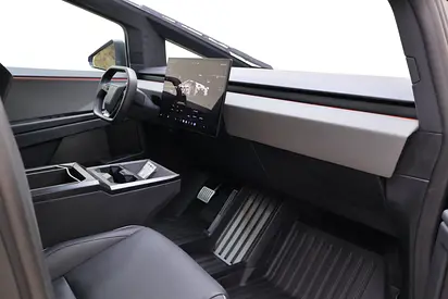 2025 Tesla CYBERTRUCK — миниатюра 14