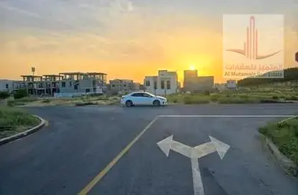 للبيع من المالك مباشرة أرض مميزة في الحليو 1 بعجمان فرصة مناسبة للاستثمار وبناء الفلل في منطقة الحليو 1، بموقع جيد وتصنيف سكني استثماري.