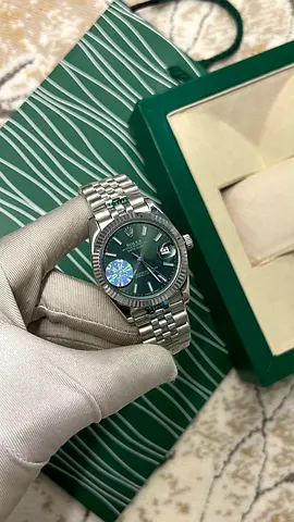 Rolex Datejust  Green Dial | Fluted Bezel | Jubilee Bracelet 1/1