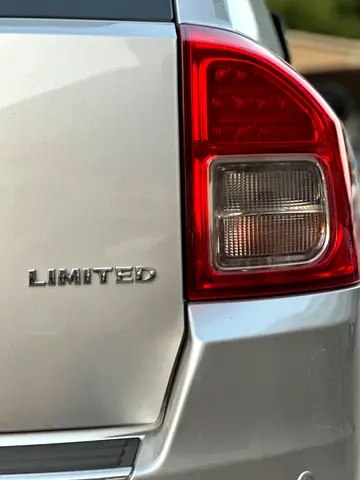 2011 JEEP COMPASS — фото 6