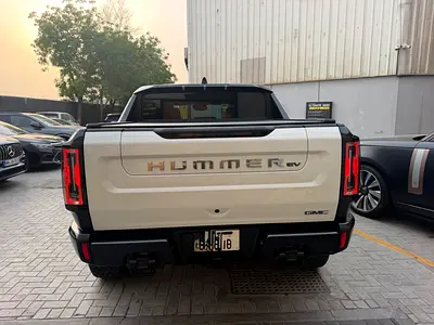 2022 GMC HUMMER — фото 5
