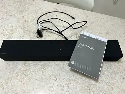 Samsung Soundbar HW-C400 with Manual and Power Cable