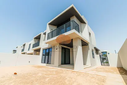 BRAND NEW | INTERNAL UNIT | CLOSE TO AMENITIES