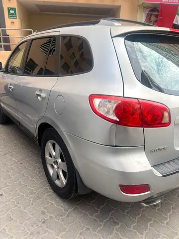 صورة 4 لـ 2007 Hyundai SANTA FE