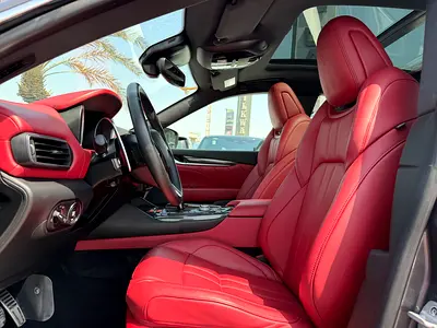 صورة 9 لـ 2020 Maserati LEVANTE