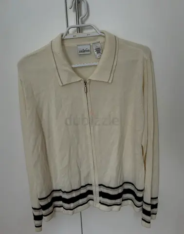 Sweater size L
