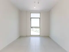 Spacious Maid | Modern Layout | Vacant On Transfer