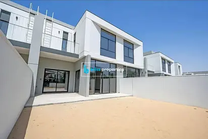 3BR Villa | Murooj Al Furjan | Pool & Community View