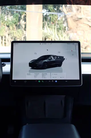 صورة مصغرة 13 لـ 2022 Tesla MODEL 3