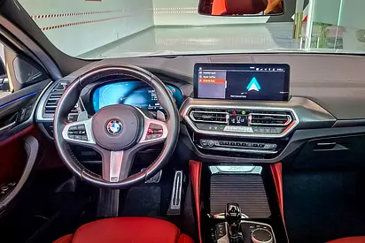 صورة 10 لـ 2025 BMW X4