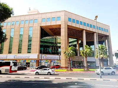 مكتب | مجهز | بالقرب من المترو