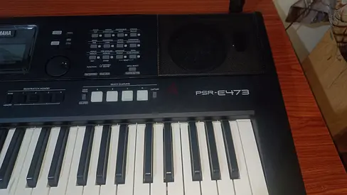 LIKE BRAND NEWYAMAHA KEY BOARD PSR-E473 FOR SALE