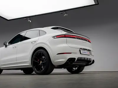 2024 Porsche CAYENNE — миниатюра 20