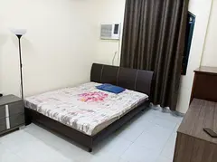 Fantastic Room Available for Single Executive Bachelor @1200