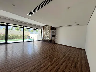 Spacious 3BR + Maid Villa | Large Plot | Vacant