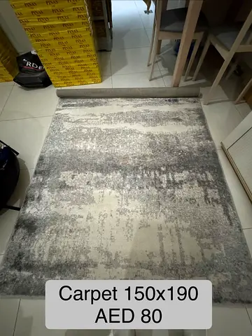 Grey abstract carpet 150x190 cm - good condition