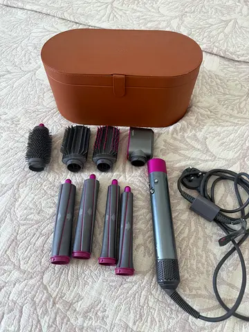 Dyson airwrap