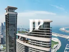 ELEVATED LIVING. MARINA VIEWS. EXCLUSIVE LIMITED OFFER.