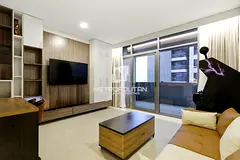 Bright 1BR | Premium Tower | Great Investment