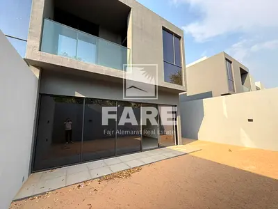 Sale 3 bed corner townhouse in Robinia, Masaar,