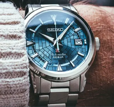 Seiko Alpinist Automatic 20BAR Stainless Steel Men's Watch with Blue Geometric Dial