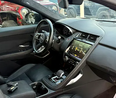 صورة مصغرة 14 لـ 2021 Jaguar E-PACE