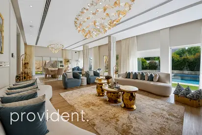 Luxury corner Villa| Exclusive| Furnished +Pool