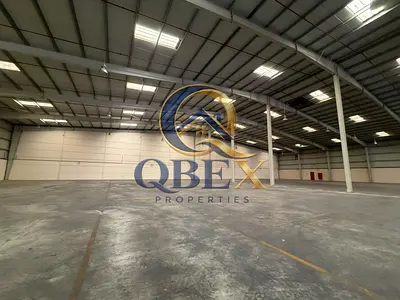 Commercial Warehouse Providing Convenient Space for Goods Storage and Daily Operations