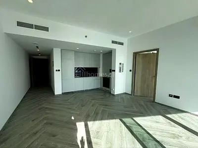 CANAL VIEW | MID FLOOR | VACANT | UNFURNISHED