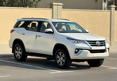 Toyota Fortuner GXR V6 2016 White GCC Specs