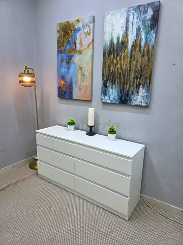 Modern White Chest of 6 Drawers