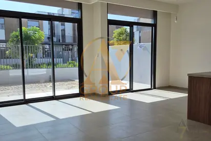 Elegant 3BR | Private Garden | Modern Living