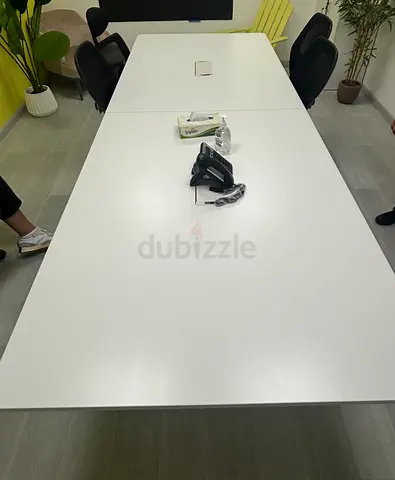 Boardroom Meeting Table with 6 chairs